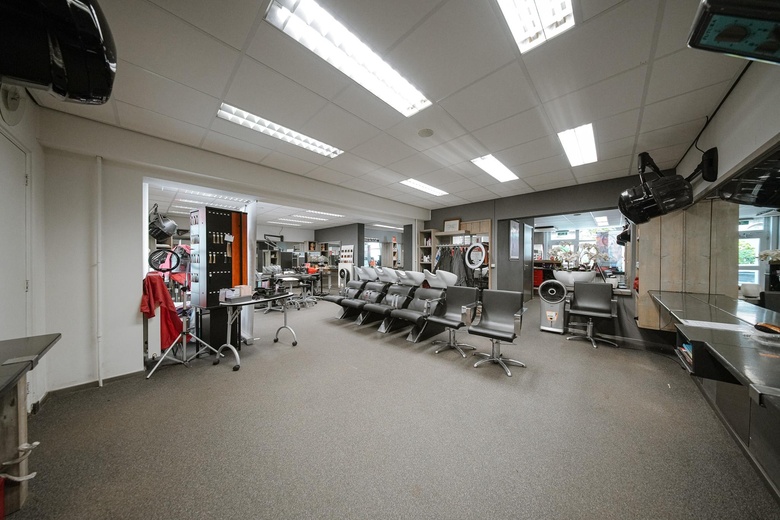 WinkelruimteaanKerkstraat 10<br/> inBeek en Donk