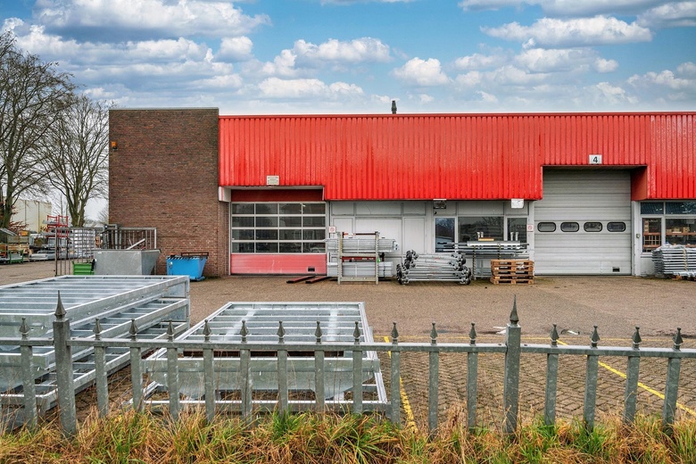 BedrijfsruimteaanOploseweg 10<br/> inOverloon BedrijfsruimteaanOploseweg 10<br/> inOverloon