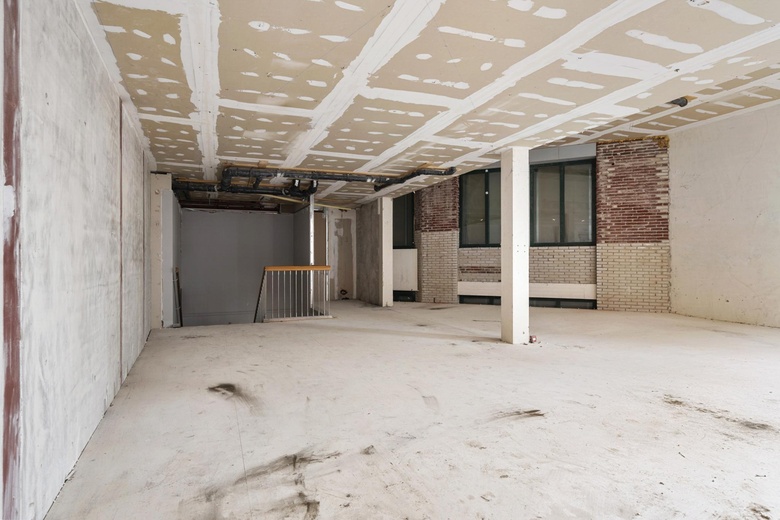 WinkelruimteaanRoggestraat 42<br/> inArnhem WinkelruimteaanRoggestraat 42<br/> inArnhem