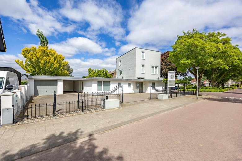 KantoorruimteaanPrins Bernhardstraat 15<br/> inVenray KantoorruimteaanPrins Bernhardstraat 15<br/> inVenray