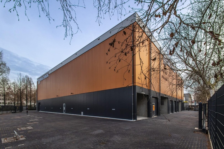 BedrijfsruimteaanStephensonweg 13 0 ong<br/> inGorinchem BedrijfsruimteaanStephensonweg 13 0 ong<br/> inGorinchem