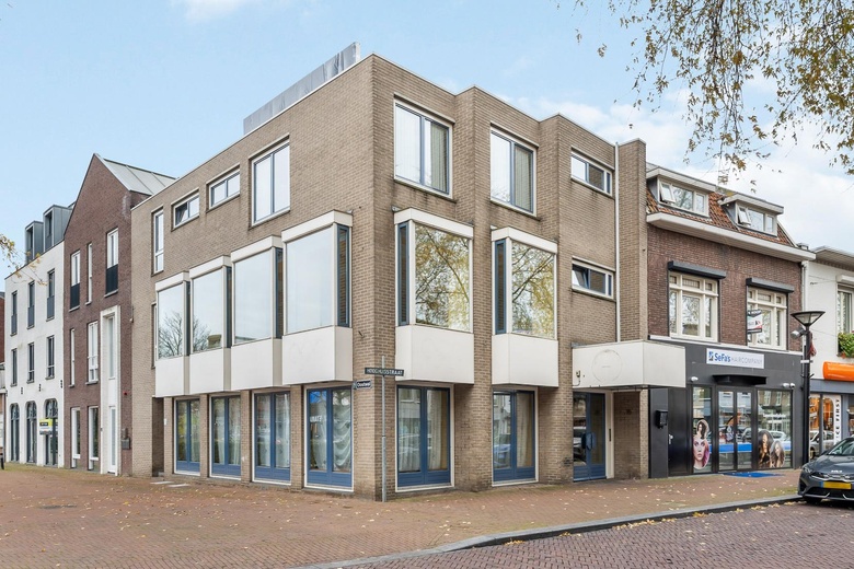 Bekijk foto 1 van Hooghuisstraat 15 Bekijk foto 1 van Hooghuisstraat 15