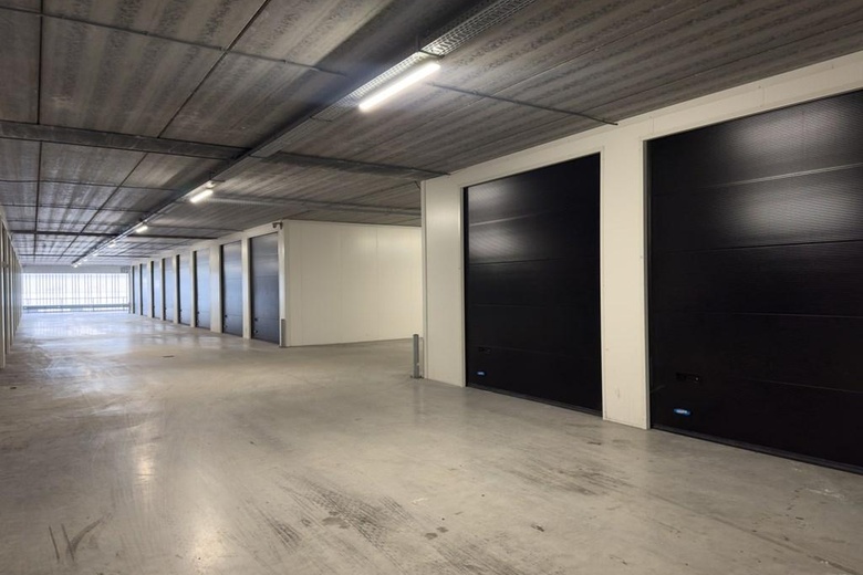 BedrijfsruimteaanIndustrieweg 69 69<br/> inBerkel en Rodenrijs