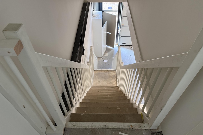 BedrijfsruimteaanReedijk 8 F 28<br/> inHeinenoord