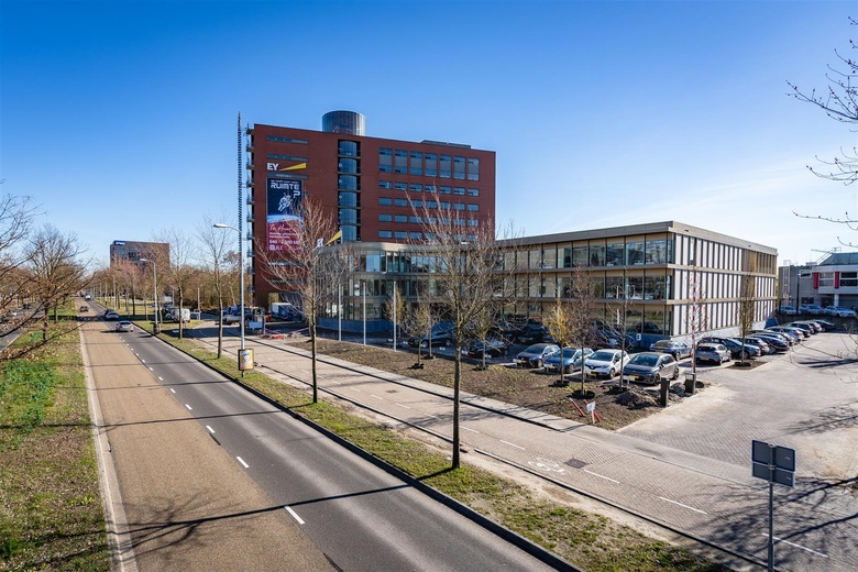 KantoorruimteaanProfessor Dr Dorgelolaan 12<br/> inEindhoven