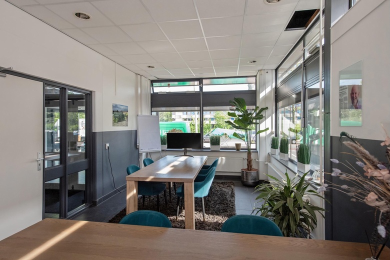 BedrijfsruimteaanLimpergstraat 8<br/> inRijswijk