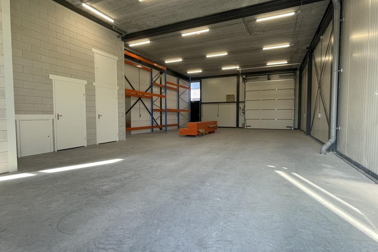 BedrijfsruimteaanLorentzstraat 15 BU5<br/> in's-Gravenzande BedrijfsruimteaanLorentzstraat 15 BU5<br/> in's-Gravenzande