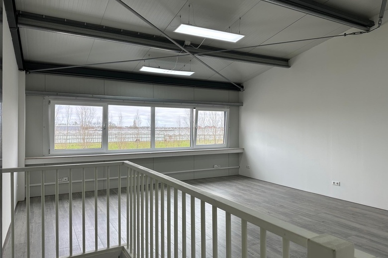 BedrijfsruimteaanDirk Verheulweg 2 A 4<br/> inWaddinxveen BedrijfsruimteaanDirk Verheulweg 2 A 4<br/> inWaddinxveen