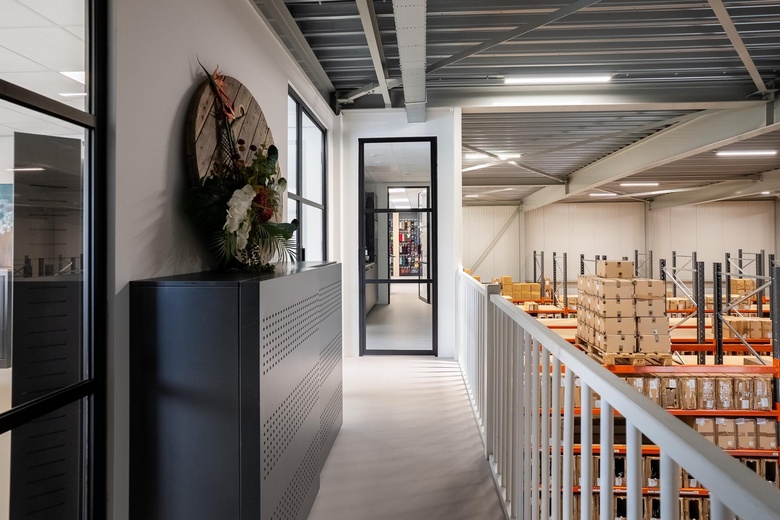 BedrijfsruimteaanNijverheidsstraat 10 a<br/> inEibergen BedrijfsruimteaanNijverheidsstraat 10 a<br/> inEibergen