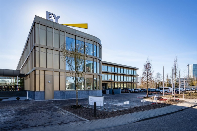 KantoorruimteaanProfessor Dr Dorgelolaan 12<br/> inEindhoven