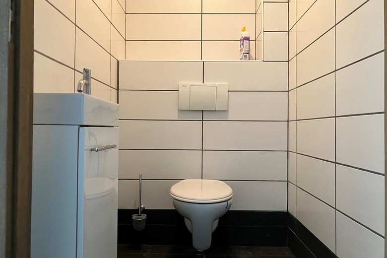 BedrijfsruimteaanEenspan 10 L<br/> inZeewolde