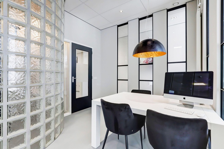 BedrijfsruimteaanDe Lasso-Zuid 9<br/> inRoelofarendsveen