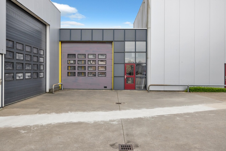 BedrijfsruimteaanHandelskade 3<br/> inObdam