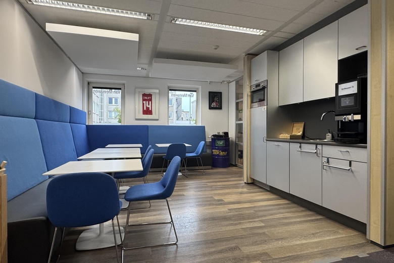 KantoorruimteaanLeeuwenveldseweg 5 a<br/> inWeesp