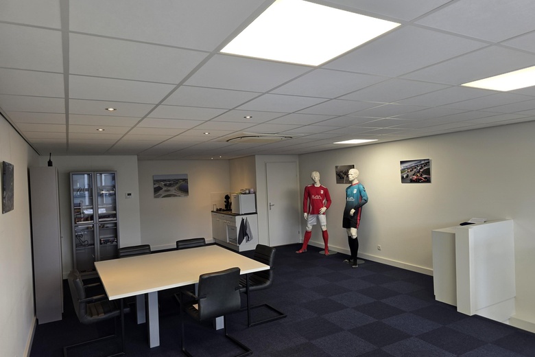 BedrijfsruimteaanDarwinstraat 7 F<br/> inEde BedrijfsruimteaanDarwinstraat 7 F<br/> inEde