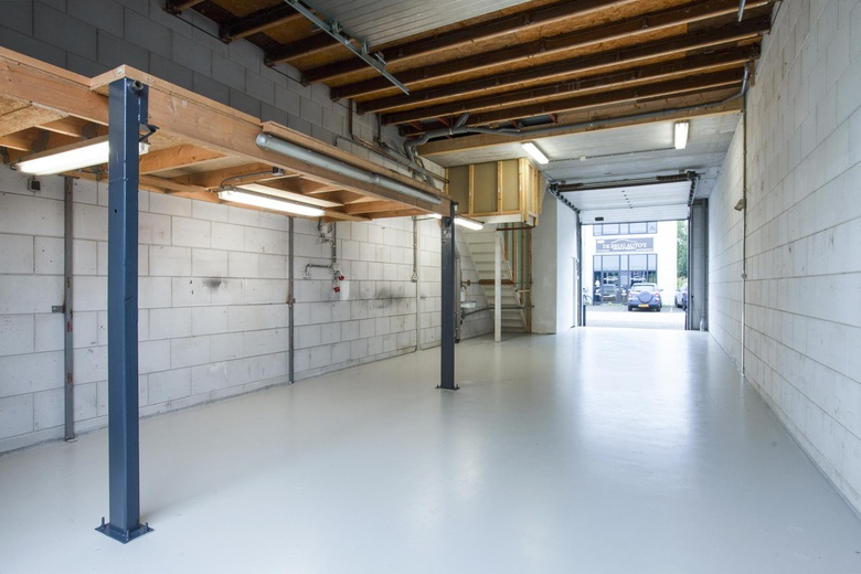 BedrijfsruimteaanLeeghwaterstraat 33 05<br/> inReeuwijk BedrijfsruimteaanLeeghwaterstraat 33 05<br/> inReeuwijk