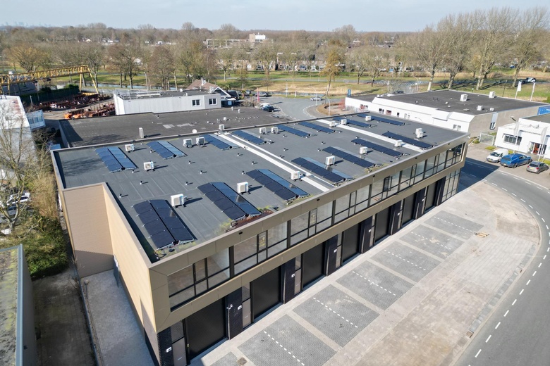 BedrijfsruimteaanHoutkopersstraat 6 D<br/> inZwijndrecht BedrijfsruimteaanHoutkopersstraat 6 D<br/> inZwijndrecht