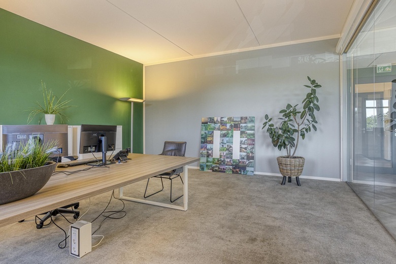 KantoorruimteaanZutphenstraat 10<br/> inOldenzaal KantoorruimteaanZutphenstraat 10<br/> inOldenzaal