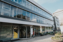 Bekijk foto 6 van Schipluidenlaan 4