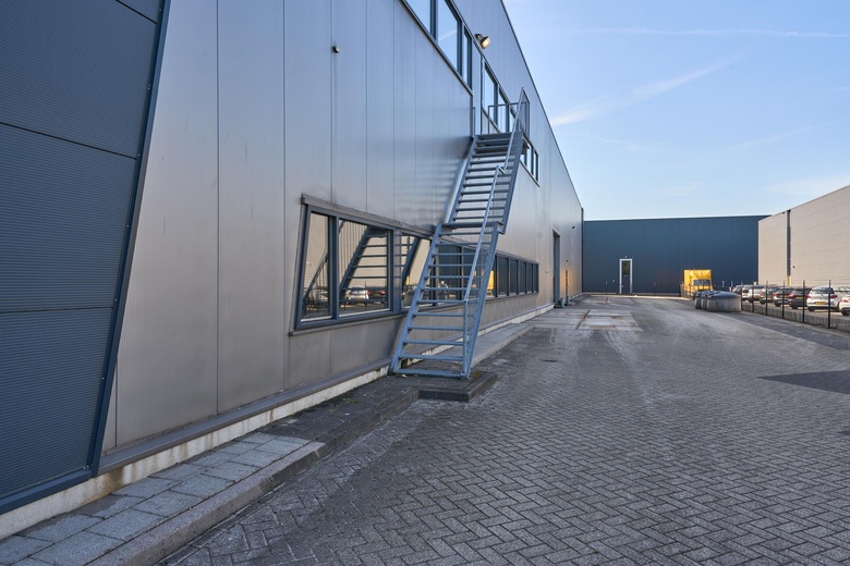 BedrijfsruimteaanDoornhoek 3765<br/> inVeghel BedrijfsruimteaanDoornhoek 3765<br/> inVeghel