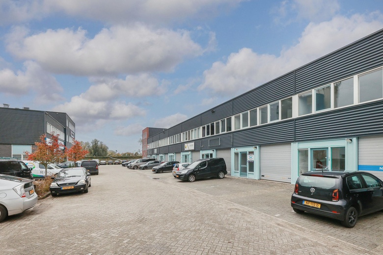 BedrijfsruimteaanSniep 63<br/> inDiemen