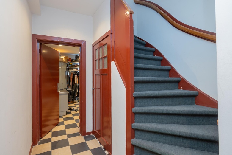 WinkelruimteaanHaarlemmerstraat 18<br/> inLeiden WinkelruimteaanHaarlemmerstraat 18<br/> inLeiden