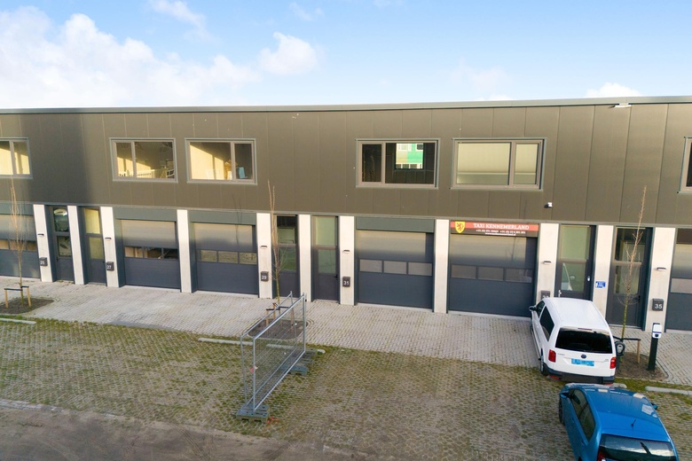 BedrijfsruimteaanHarmoniestraat 31<br/> inVelsen