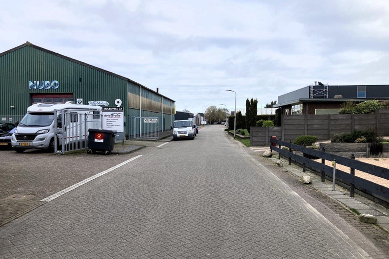 BedrijfsruimteaanMolenveld 4<br/> inHippolytushoef