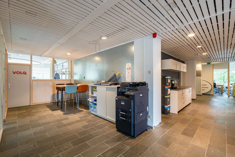 WerkplekaanZomerhofstraat 84<br/> inRotterdam WerkplekaanZomerhofstraat 84<br/> inRotterdam