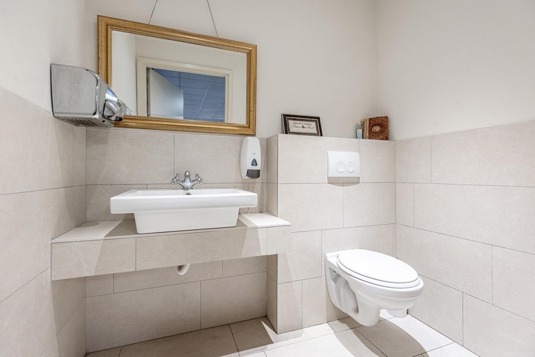 BedrijfsruimteaanRijstenweg 4 - 6<br/> inEindhoven