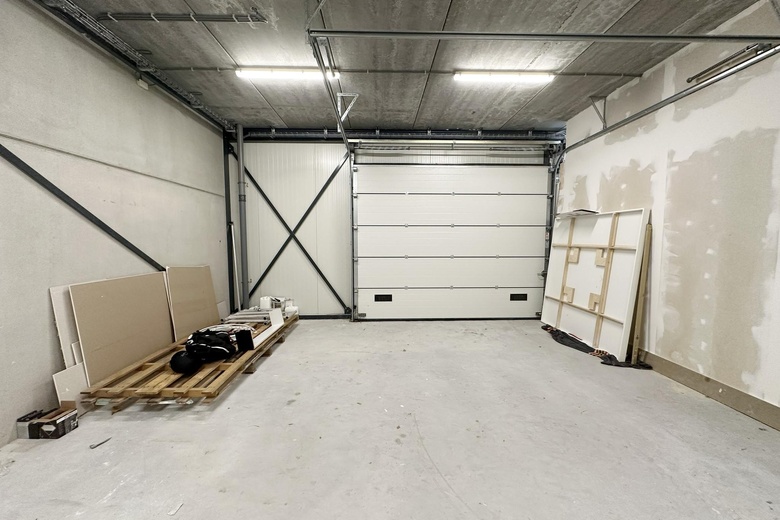 BedrijfsruimteaanAnna van Hoevellstraat 8<br/> inWageningen BedrijfsruimteaanAnna van Hoevellstraat 8<br/> inWageningen
