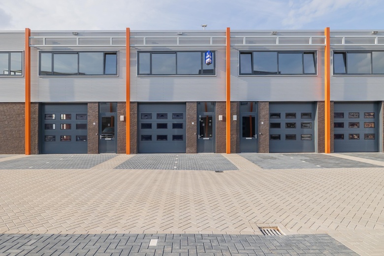 BedrijfsruimteaanCilinderweg 91 - 95<br/> inRoelofarendsveen