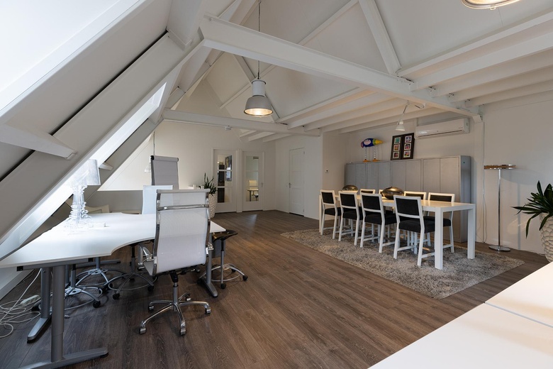 KantoorruimteaanZwaardklamp 7<br/> inHuizen KantoorruimteaanZwaardklamp 7<br/> inHuizen