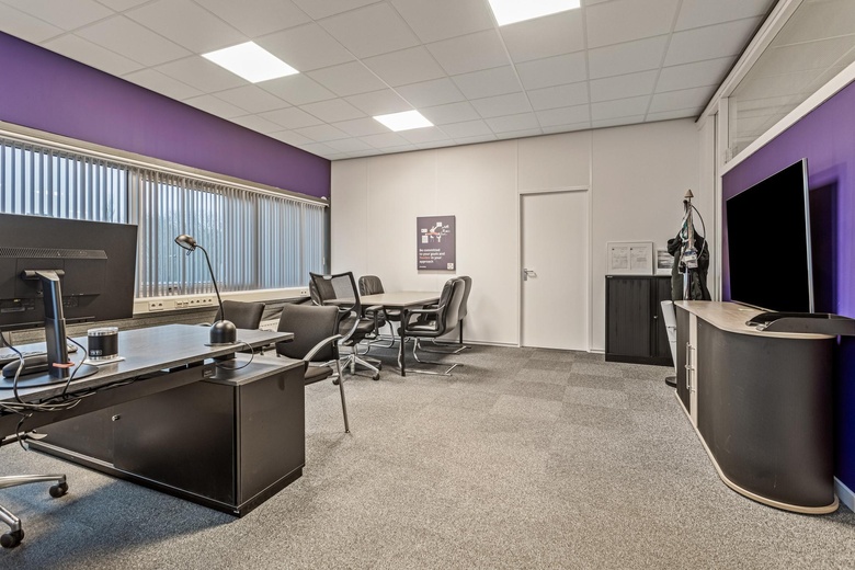 BedrijfsruimteaanTieleman en Drosweg 17<br/> inLeiden