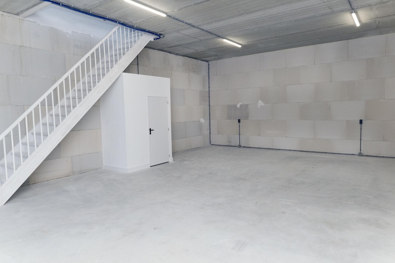 BedrijfsruimteaanZonnehorst 13 f<br/> inZutphen