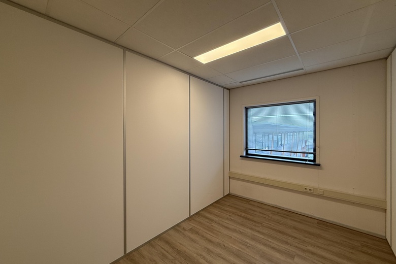 KantoorruimteaanVlierberg 4<br/> inEemnes