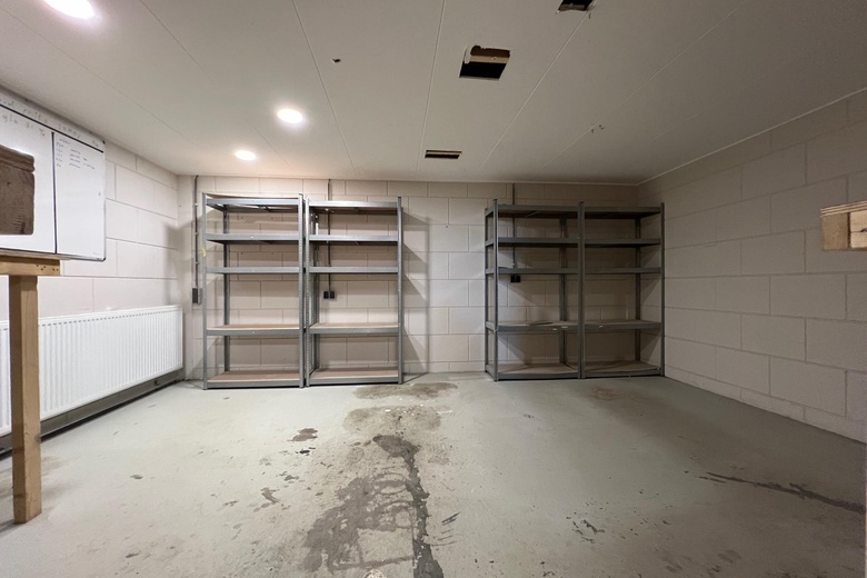 BedrijfsruimteaanCarneool 134<br/> inDordrecht