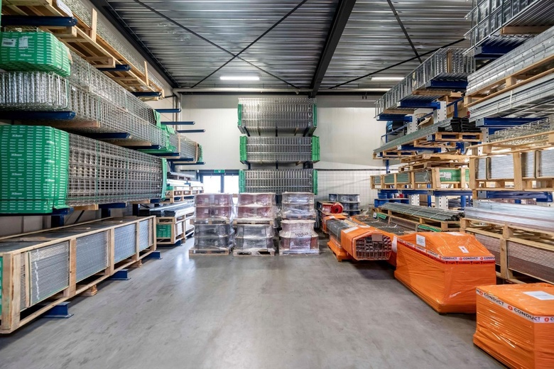 BedrijfsruimteaanAalborg 4<br/> inBarendrecht BedrijfsruimteaanAalborg 4<br/> inBarendrecht