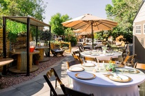 Bekijk foto 3 van Raadhuisstraat 2