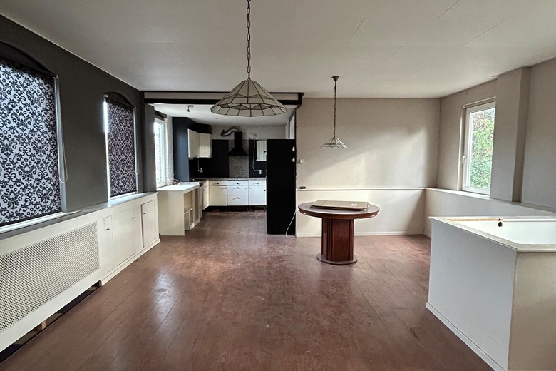 WinkelruimteaanStationsstraat 16<br/> inRijen