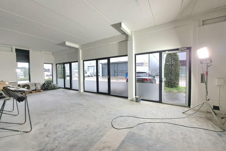 BedrijfsruimteaanVlasakker 27<br/> inMontfoort BedrijfsruimteaanVlasakker 27<br/> inMontfoort
