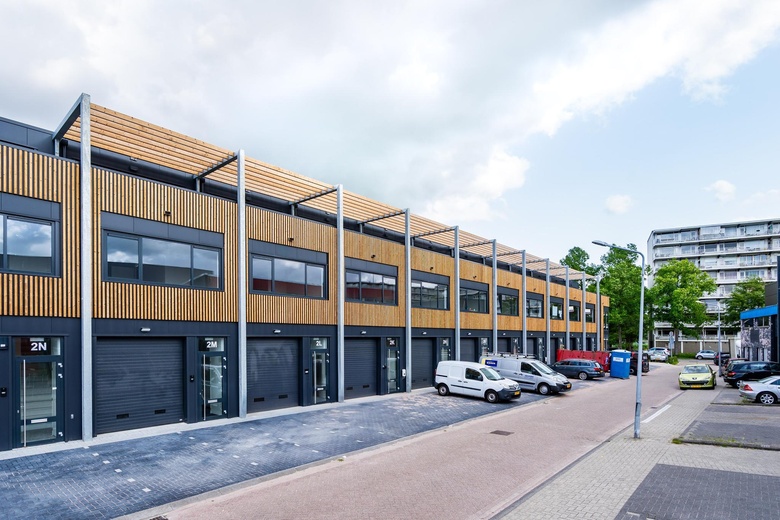 BedrijfsruimteaanEemmeerlaan 2 M<br/> inWeesp