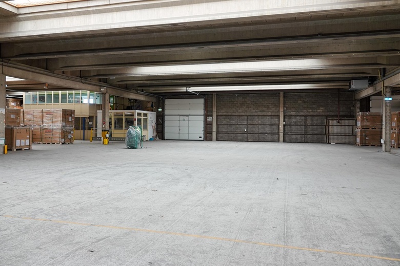 BedrijfsruimteaanHogeweyselaan 145<br/> inWeesp