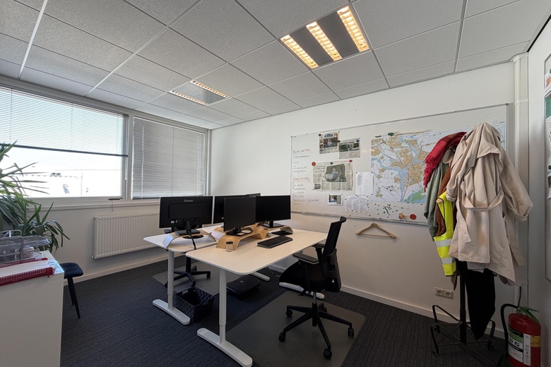 KantoorruimteaanVeersedijk 59<br/> inHendrik-Ido-Ambacht
