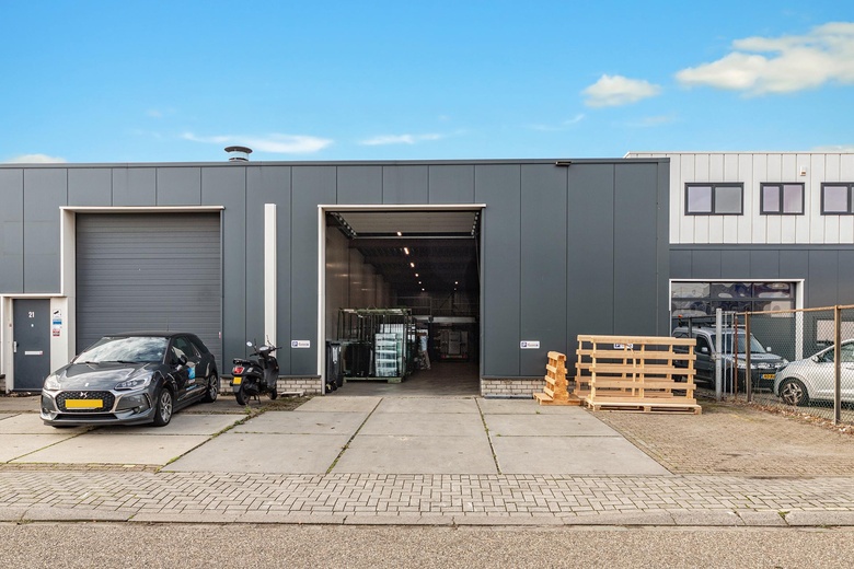 BedrijfsruimteaanZomerdijk 23<br/> inZaandam