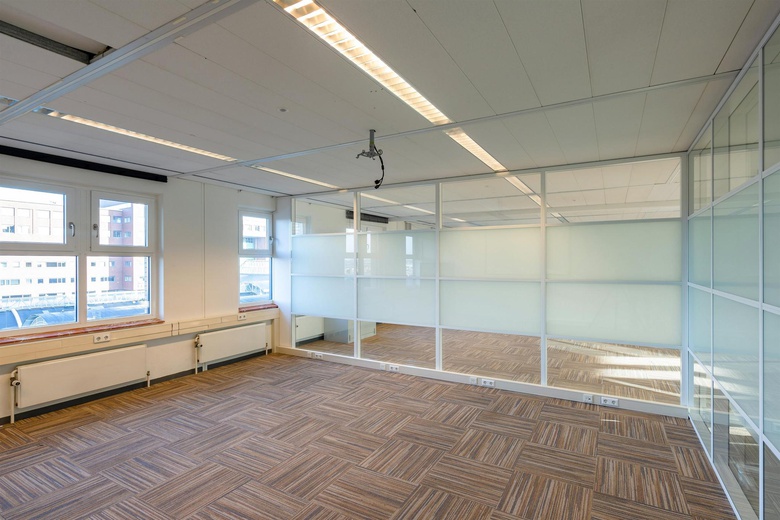KantoorruimteaanStationsplein 89<br/> inAmersfoort KantoorruimteaanStationsplein 89<br/> inAmersfoort