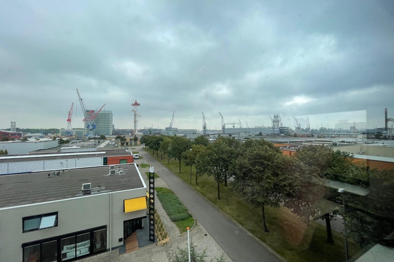 KantoorruimteaanKarel Doormanweg 27 A<br/> inSchiedam KantoorruimteaanKarel Doormanweg 27 A<br/> inSchiedam