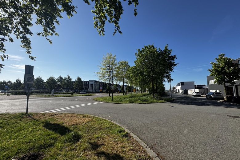 KantoorruimteaanWalnootberg 4<br/> inEemnes