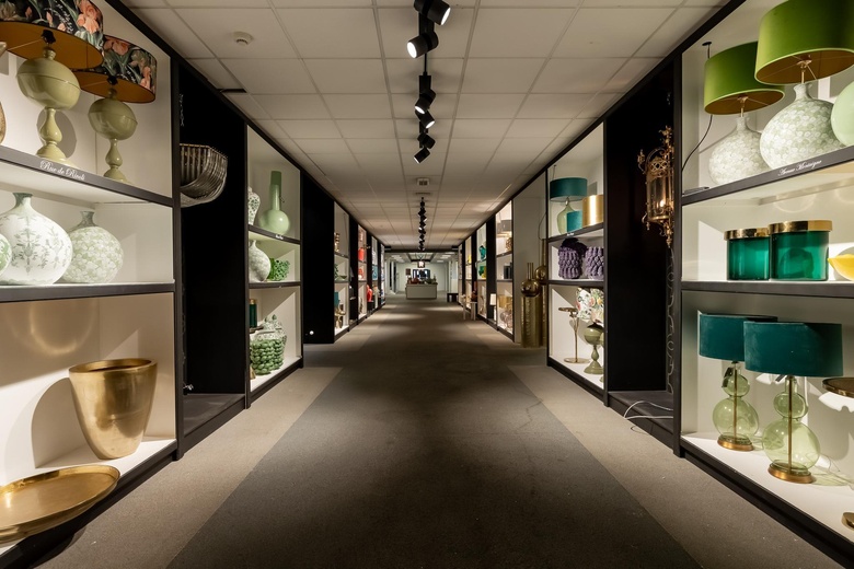 BedrijfsruimteaanWeerlaan 1<br/> inHillegom