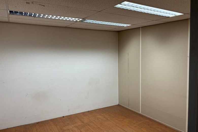 BedrijfsruimteaanEdisonstraat 20<br/> inNijverdal BedrijfsruimteaanEdisonstraat 20<br/> inNijverdal